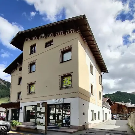 Mottini Plaza